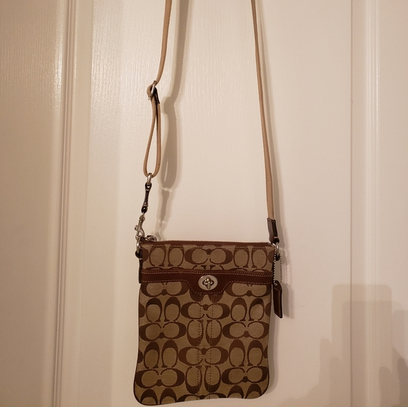 Coach Crossbody - Picture 2 of 3